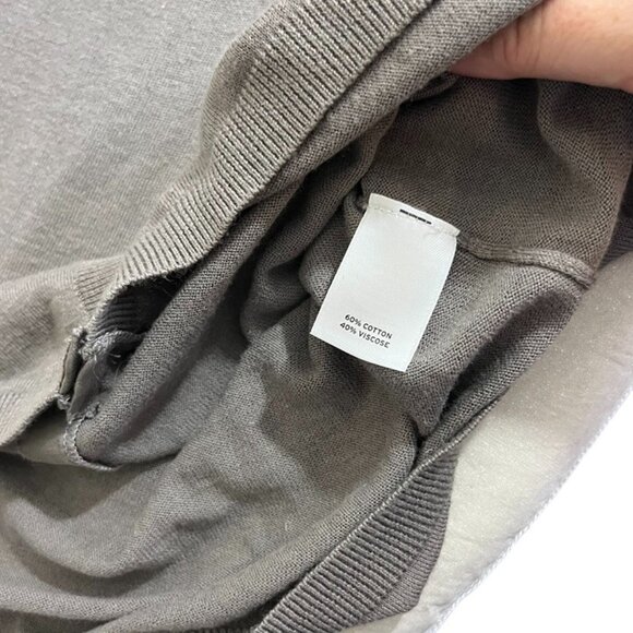 Halogen women's cardigan M gray lightweight soft knit ruffle hem button front - Picture 4 of 8